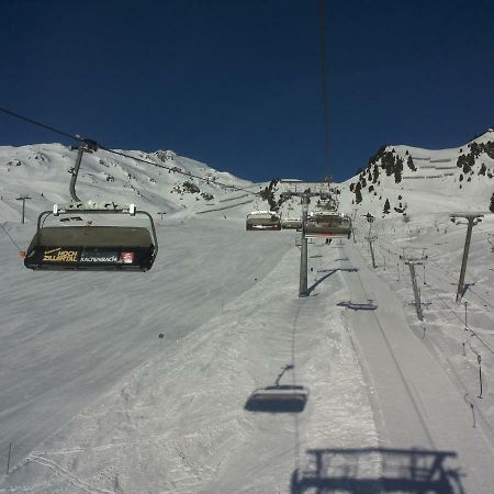 Studio Hochzillertal Mit Sauna & E-Ladestation Appartement Ried im Zillertal Buitenkant foto